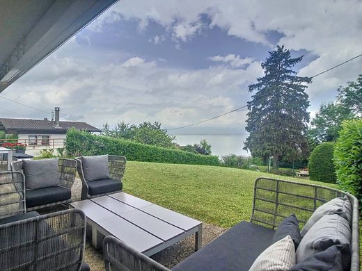 Appartement à Évian-les-Bains, Haute-Savoie