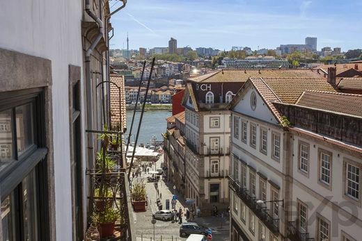 Офис, Порту, Porto