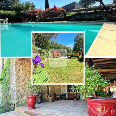 Luxus-Haus in Uzès, Gard