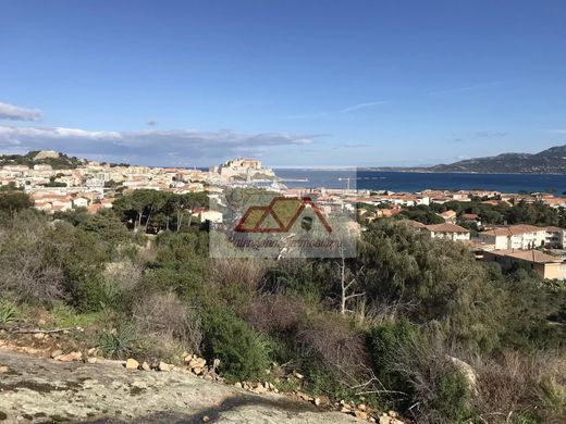 Land in Calvi, Upper Corsica