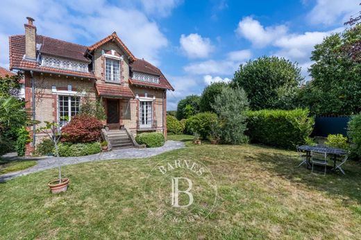 Luxury home in Le Chesnay, Yvelines