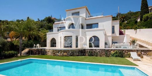 Villa in Golfe-Juan, Alpes-Maritimes