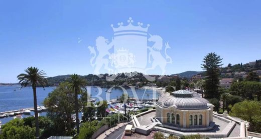 Apartment / Etagenwohnung in Beaulieu-sur-Mer, Alpes-Maritimes