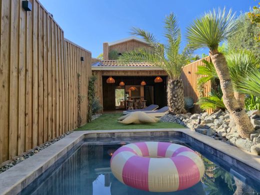 Luxus-Haus in Bordeaux, Gironde