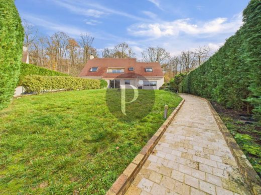 Luxury home in Bièvres, Essonne