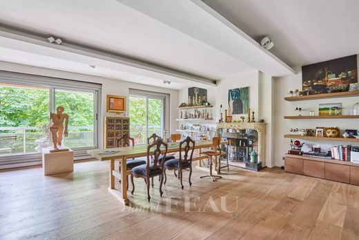 Apartment in La Muette, Auteuil, Porte Dauphine, Paris