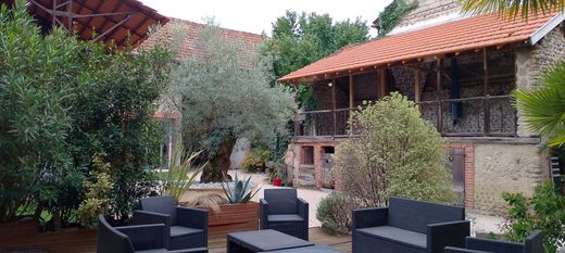 منزل ﻓﻲ Tarbes, Hautes-Pyrénées