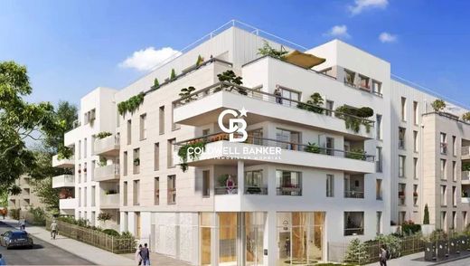 Apartment / Etagenwohnung in Châtenay-Malabry, Hauts-de-Seine