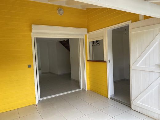Piso / Apartamento en Les Trois-Îlets, Martinica