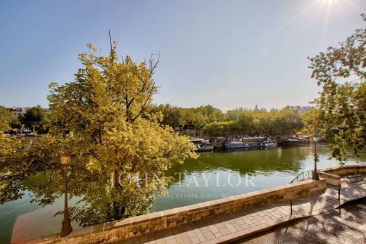 Apartment / Etagenwohnung in Beaubourg, Marais, Notre Dame - Ile de La Cité, Paris