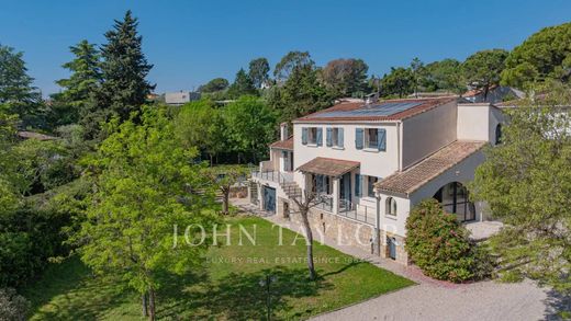 Luxe woning in Mougins, Alpes-Maritimes