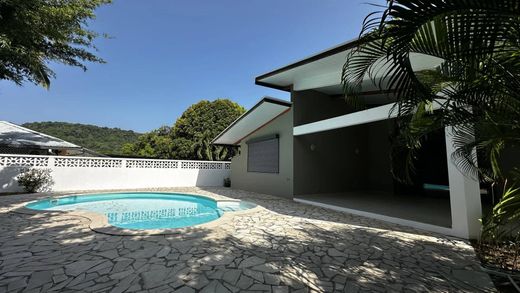 Villa à Rémire-Montjoly, Arrondissement de Cayenne