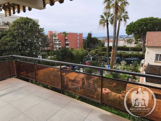 Daire Saint-Laurent-du-Var, Alpes-Maritimes