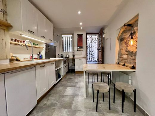 Luxus-Haus in Antibes, Alpes-Maritimes