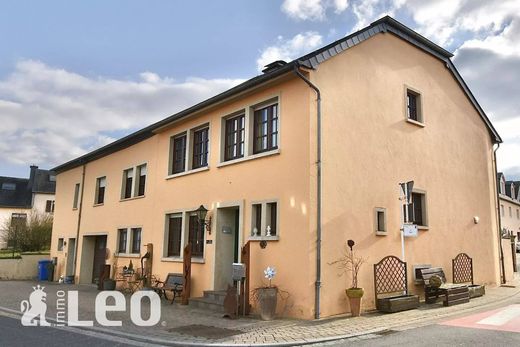 Luxury home in Pettingen, Mersch