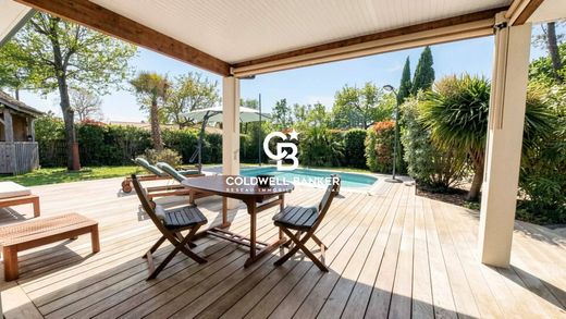 Luxury home in Andernos-les-Bains, Gironde