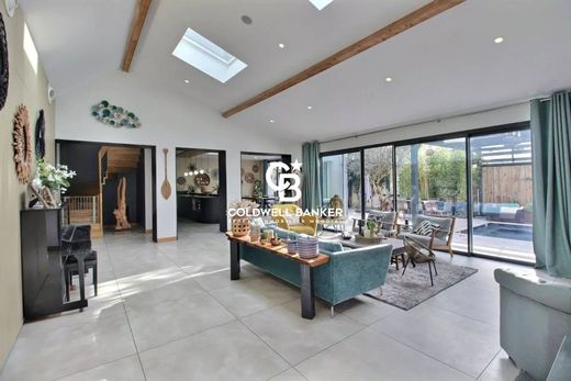 منزل ﻓﻲ Le Bouscat, Gironde