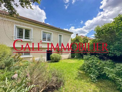Luxury home in Bourg-la-Reine, Hauts-de-Seine