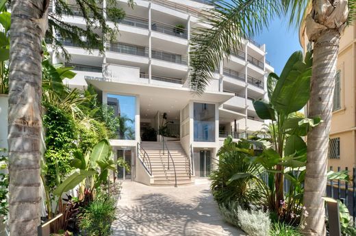 カンヌ, Alpes-Maritimesのアパートメント