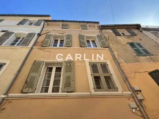 ‏בתי יוקרה ב  סן טרופה, Var