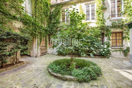 Appartement à Saint-Germain, Odéon, Monnaie, Paris