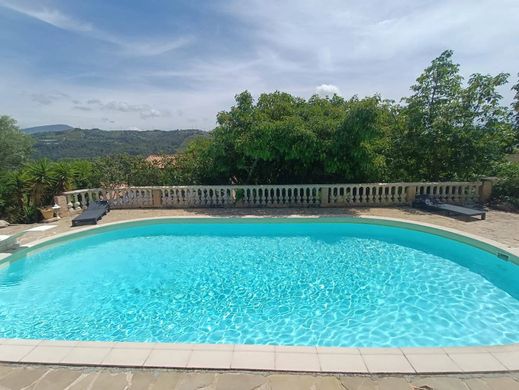 Luxury home in La Gaude, Alpes-Maritimes