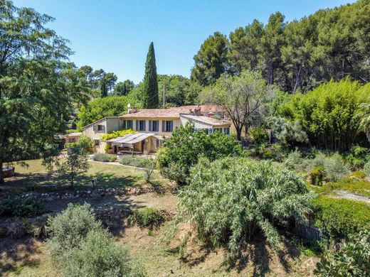 Luxe woning in Aubagne, Bouches-du-Rhône