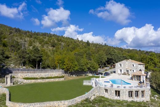 Maison de luxe à Lucéram, Alpes-Maritimes