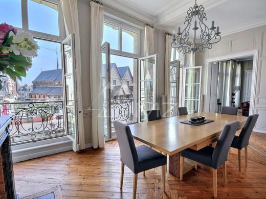 Элитный дом, Онфлёр, Département du Calvados