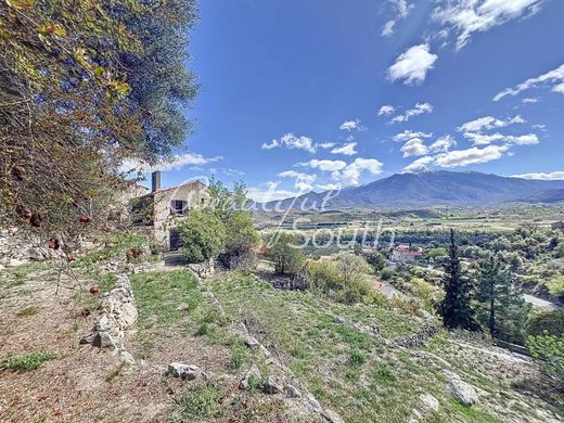 ‏בתי יוקרה ב  Eus, Pyrénées-Orientales