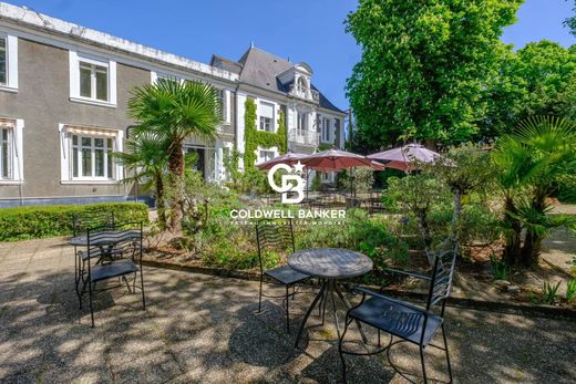Hotel in Châteauroux, Indre
