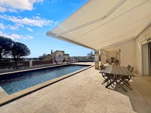 ‏בתי יוקרה ב  Beaucaire, Gard