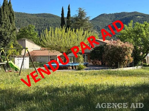 别墅  Cuges-les-Pins, Bouches-du-Rhône