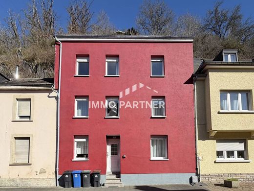 Luxury home in Troisvierges, Clervaux