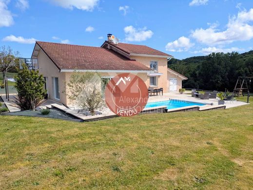 Luxus-Haus in Chatte, Isère