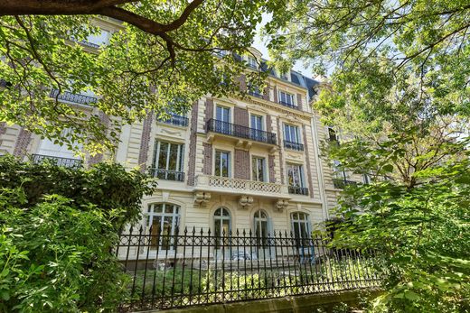 Элитный дом, Champs-Elysées, Madeleine, Triangle d’or, Paris