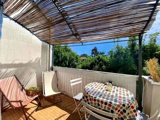 Apartment in Chatou, Yvelines