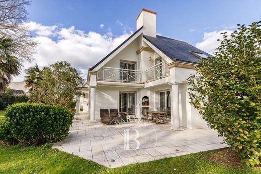 Элитный дом, La Chapelle-sur-Erdre, Loire-Atlantique