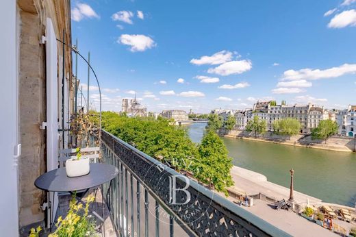 Apartment in Sorbonne, Jardin des Plantes, Saint-Victor, Paris