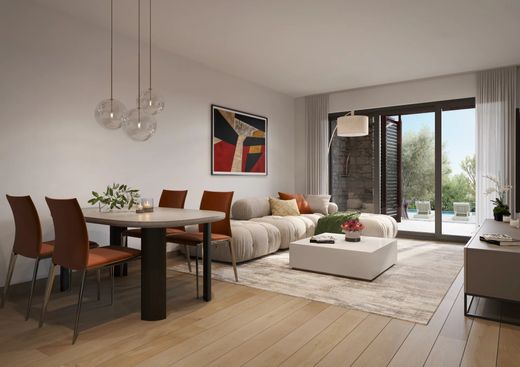 Duplex appartement in Châteauneuf-Grasse, Alpes-Maritimes