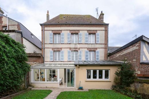 Luxe woning in Touques, Calvados