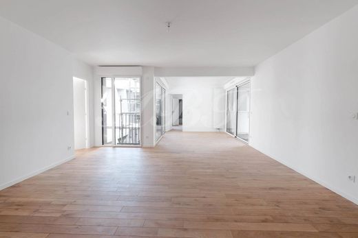 Apartment / Etagenwohnung in Versailles, Yvelines