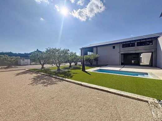 Casa di lusso a Cheval-Blanc, Vaucluse