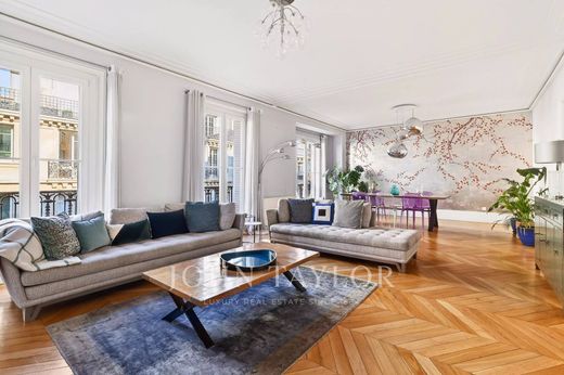 Apartment in Monceau, Courcelles, Ternes, Paris