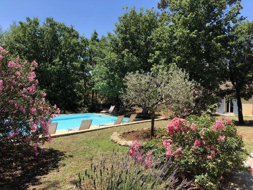 Luxury home in Roussillon, Vaucluse