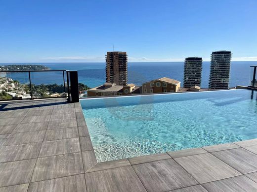 ‏דירה ב  Beausoleil, Alpes-Maritimes