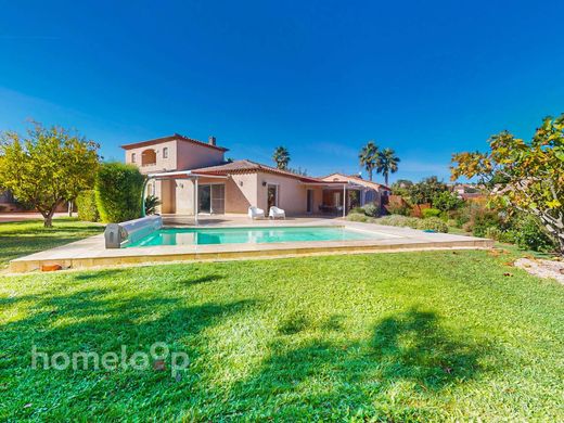 ‏בתי יוקרה ב  La Crau, Var