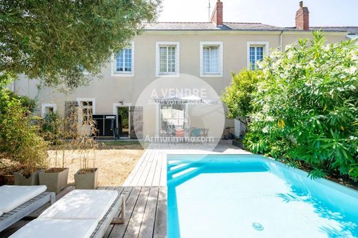 Casa de lujo en Thouaré-sur-Loire, Loira Atlántico