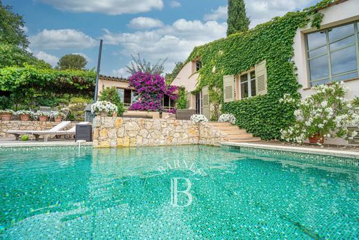 Villa en Valbonne, Alpes Marítimos