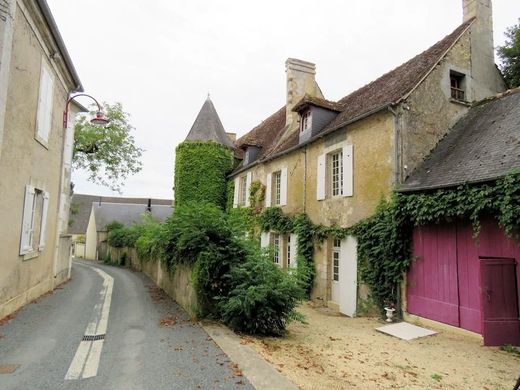 ‏ארמון ב  Bourges, Cher